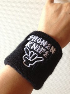 2SweatBand