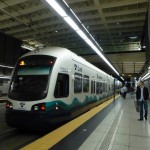 2.LinkLightRail