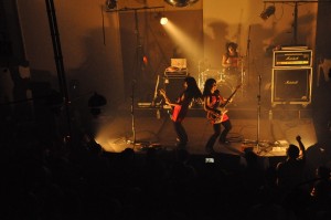 3Live4