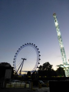 2LondonEye